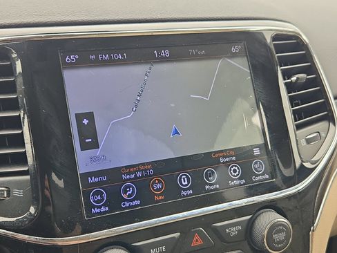 Used 2020 Jeep Grand Cherokee Limited w/ Trailer Tow Group IV AWD/4WD image 18