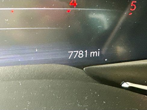 Used 2024 RAM 2500 Laramie w/ Safety Group image 19