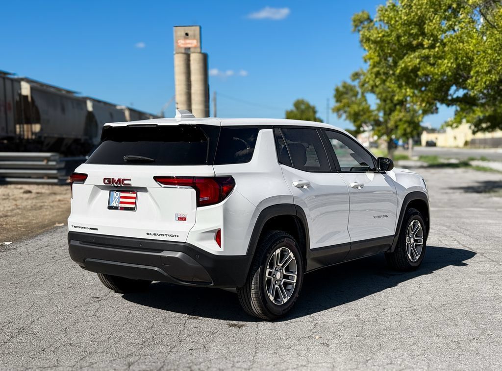 Used 2026 GMC Terrain Elevation AWD/4WD image 9
