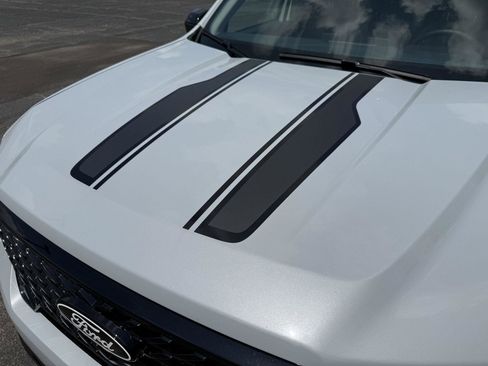 New 2025 Ford Maverick XLT w/ XLT Luxury Package image 10