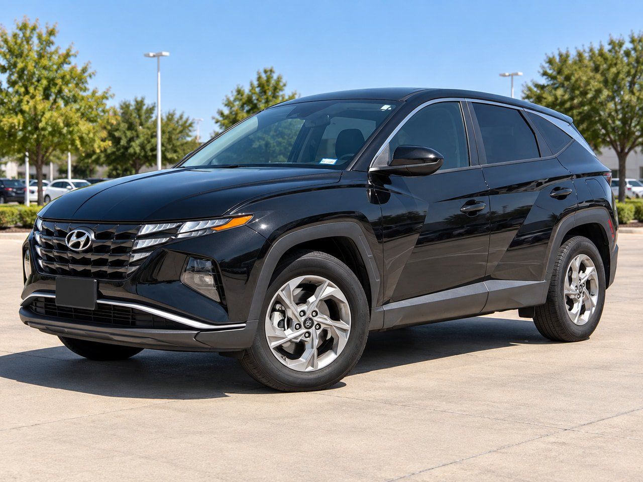 Used 2024 Hyundai Tucson SE FWD image 2