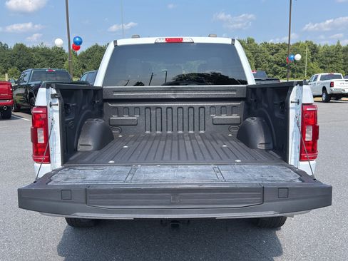 Used 2022 Ford F150 XLT w/ Equipment Group 301A Mid RWD image 9