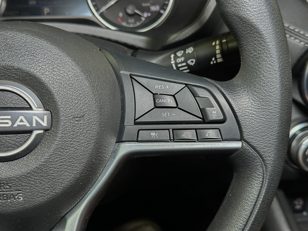 Used 2024 Nissan Sentra SV FWD image 32