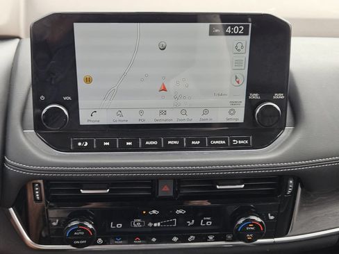 Used 2021 Nissan Rogue Platinum FWD image 12