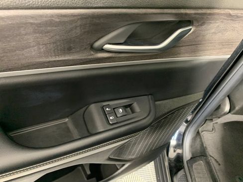 Used 2023 Jeep Grand Cherokee L Limited RWD image 31