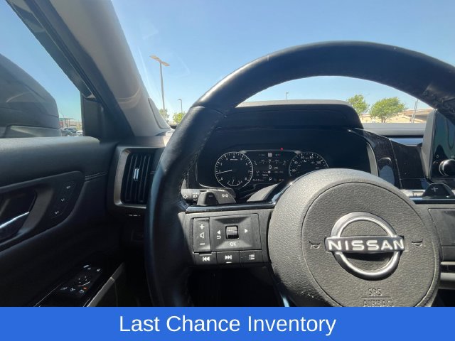 Certified 2023 Nissan Pathfinder Platinum w/ Cargo Package AWD/4WD image 11