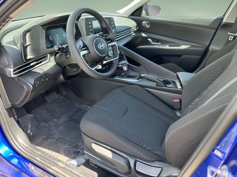 New 2025 Hyundai Elantra SE w/ Cargo Package image 20
