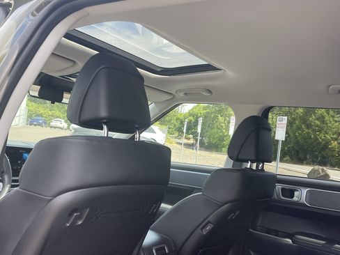 Certified 2025 Hyundai Santa Fe XRT AWD/4WD image 16