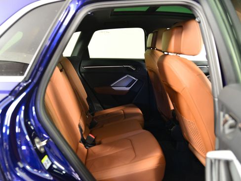 Certified 2025 Audi Q3 2.0T Premium w/ Convenience Package image 23