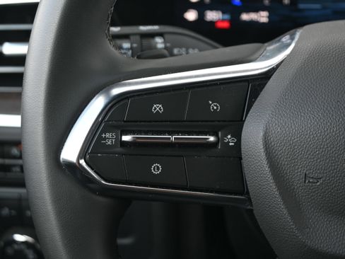 Used 2025 Chevrolet Tahoe LT image 32