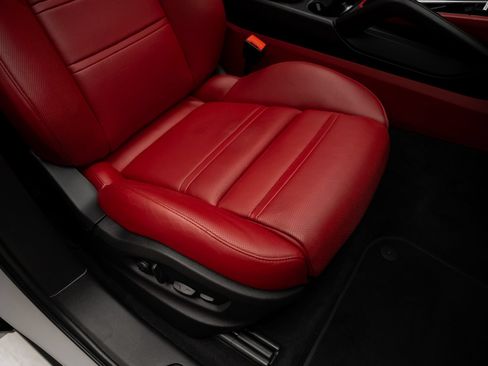 Used 2022 Porsche Cayenne GTS AWD/4WD image 67