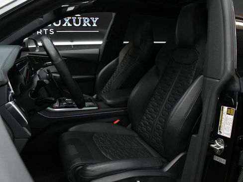 Used 2021 Audi RS Q8 w/ Black Optic Package image 28