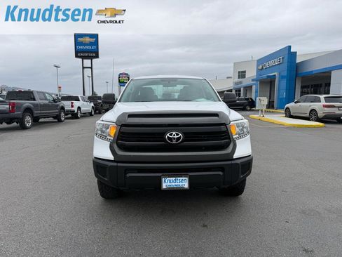 Used 2014 Toyota Tundra SR image 2