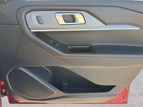 New 2026 Ford Explorer ST-Line w/ ST-Line Street Pack image 10