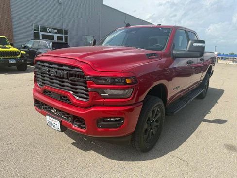 Certified 2026 RAM 2500 Big Horn AWD/4WD image 3