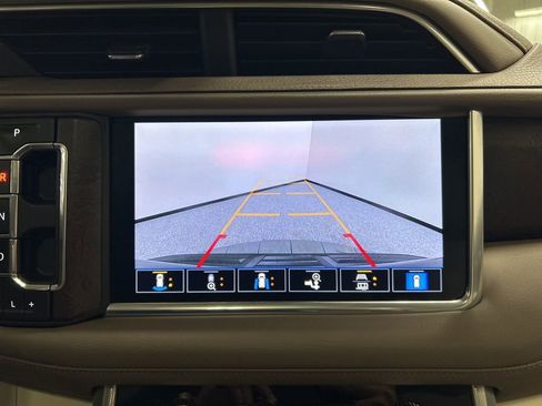 Used 2021 GMC Yukon Denali w/ Denali Ultimate Package image 20