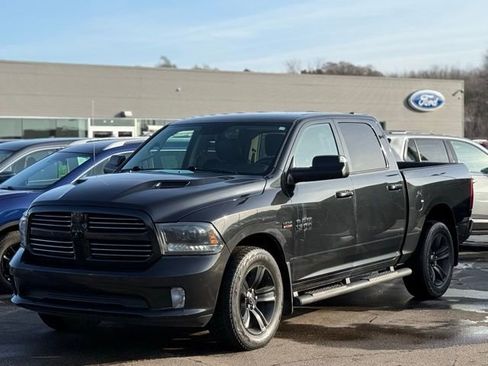 Used 2015 RAM 1500 Sport w/ Black Ram 1500 Sport Group image 33