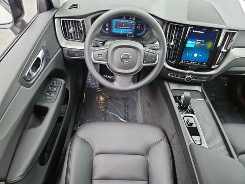 Certified 2024 Volvo XC60 T8 Core w/ Protection Package Premier image 11