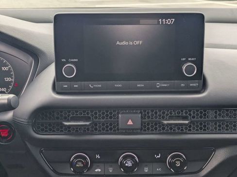 Used 2024 Honda HR-V LX image 16