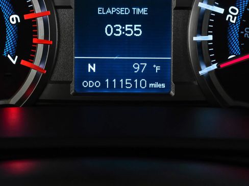 Used 2018 Toyota 4Runner SR5 Premium AWD/4WD image 19
