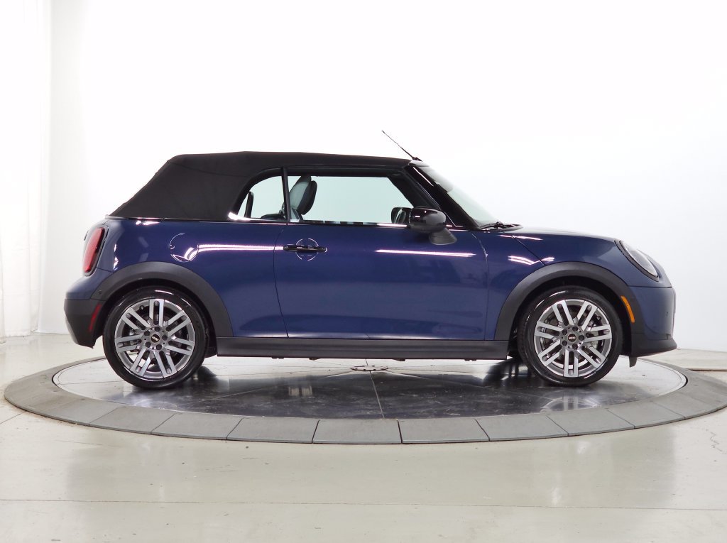 Used 2026 MINI Cooper S FWD image 9