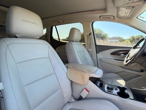 Used 2019 GMC Terrain Denali w/ Advanced Safety Package image 14