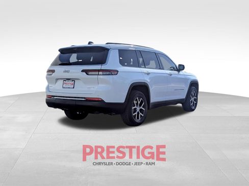 New 2025 Jeep Grand Cherokee L Limited w/ Luxury Tech Group II image 5