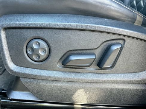 Used 2018 Audi SQ5 Prestige w/ Prestige Package AWD/4WD image 12