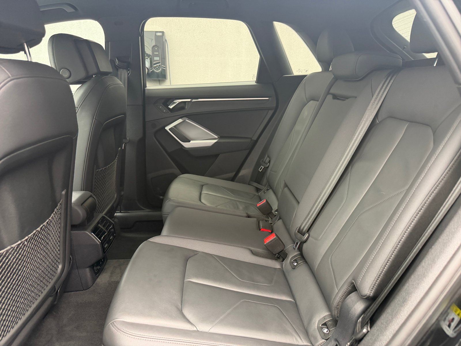 Used 2024 Audi Q3 2.0T Premium AWD/4WD image 17