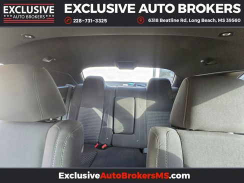 Used 2018 Dodge Challenger SXT w/ Blacktop Package image 30