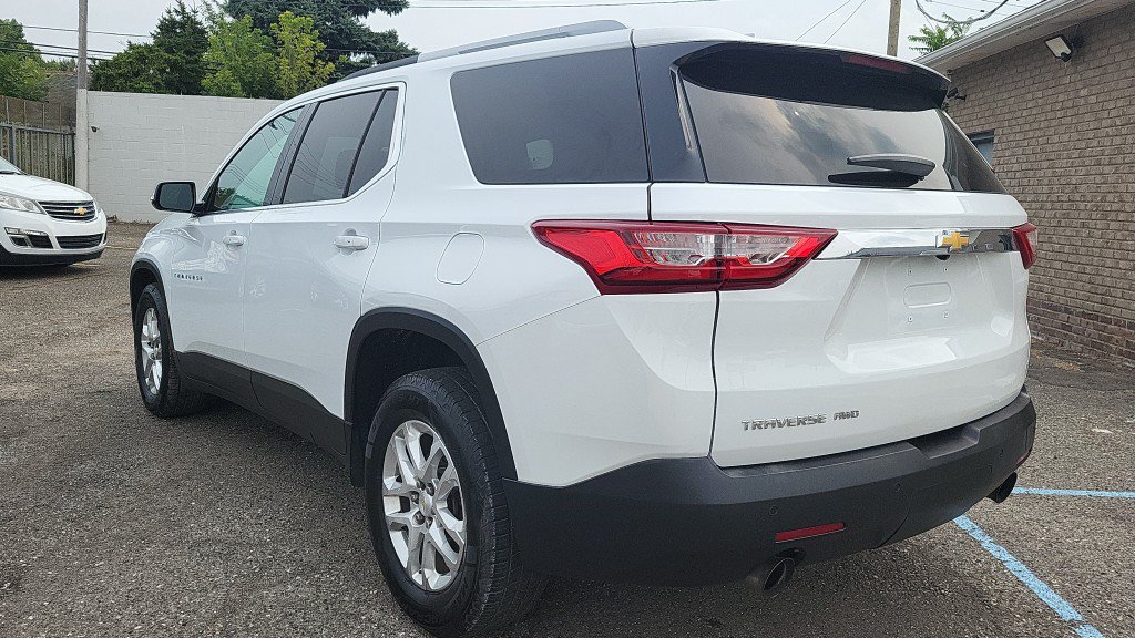 Used 2018 Chevrolet Traverse LT AWD/4WD image 8