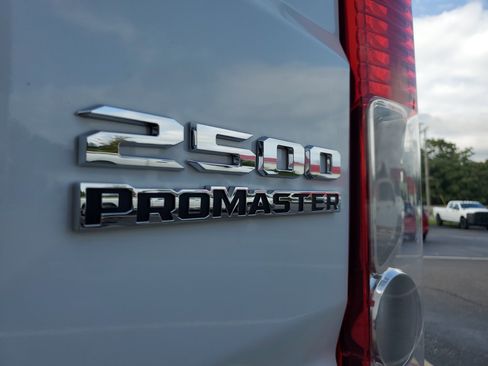 Used 2025 RAM ProMaster 2500 w/ Convenience Group image 22