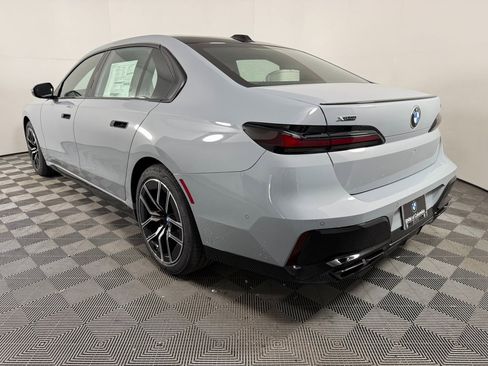 New 2025 BMW 760i xDrive w/ Executive Package image 5