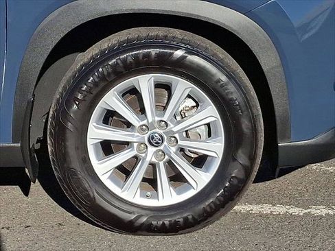 Certified 2025 Toyota Grand Highlander AWD image 29