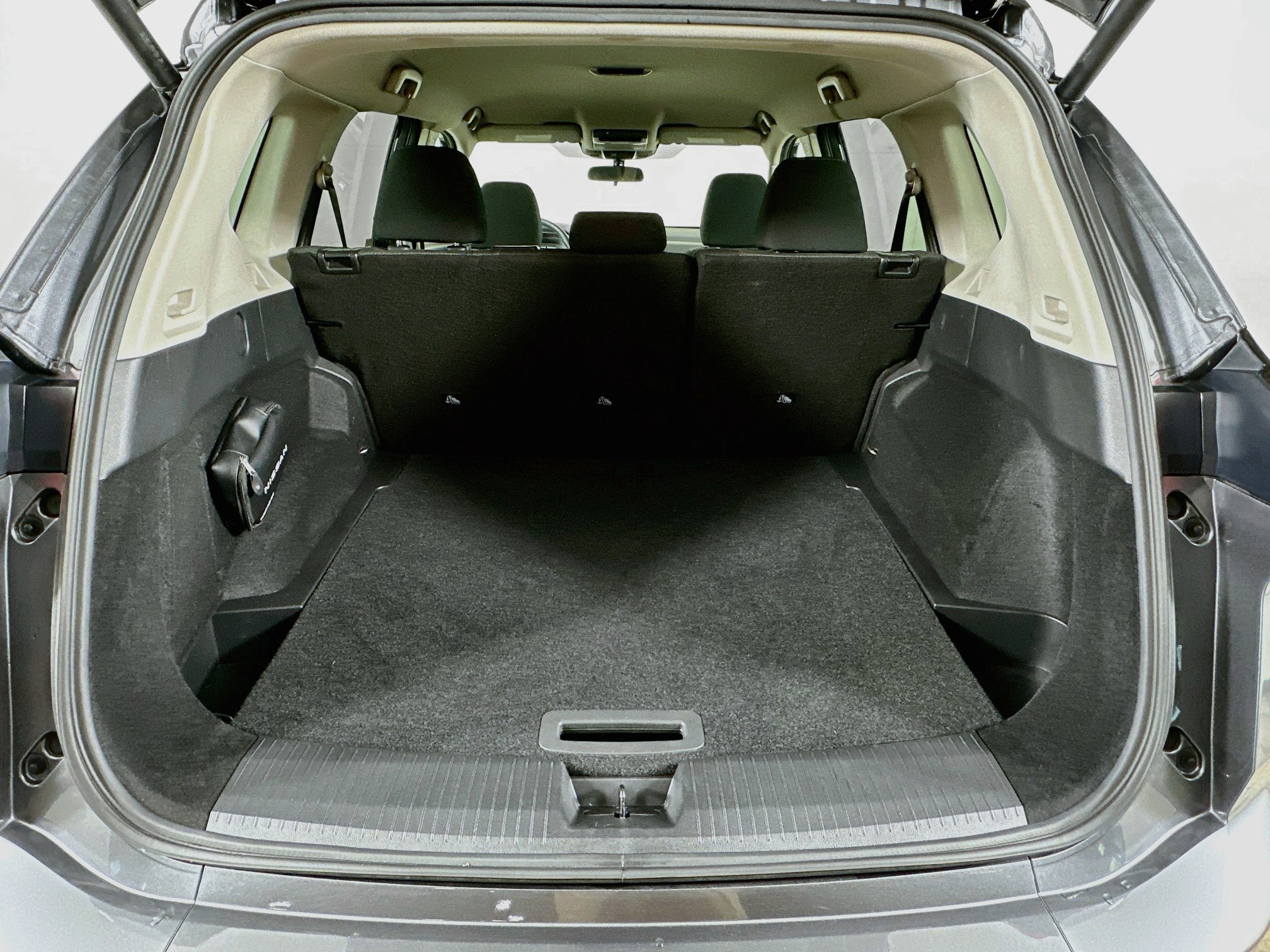 Used 2026 Nissan Rogue SV AWD/4WD image 27