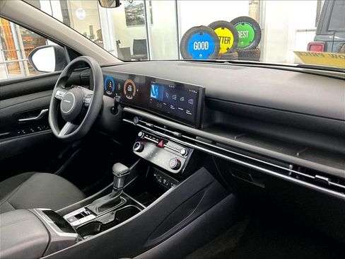Used 2025 Hyundai Tucson SEL image 14