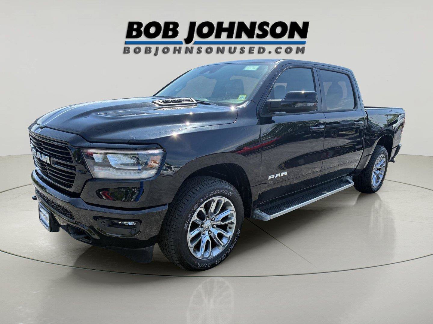 Used 2023 RAM 1500 Laramie AWD/4WD image 8