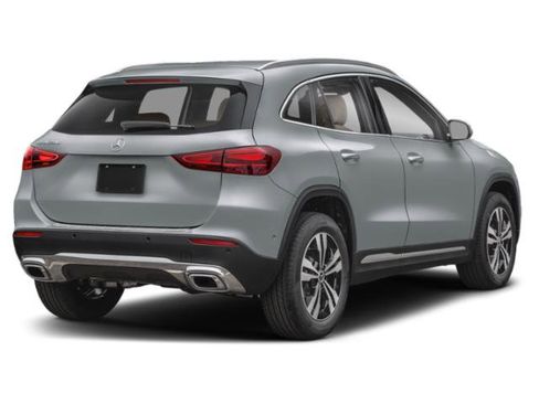 New 2026 Mercedes-Benz GLA 250 4MATIC image 2