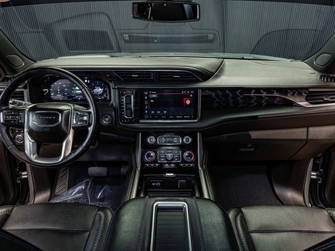 Used 2023 GMC Yukon Denali w/ Max Trailering Package image 16