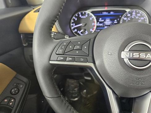 New 2025 Nissan Sentra SV w/ SV Premium Package image 27