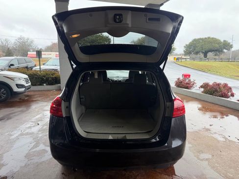 Used 2011 Nissan Rogue SV w/ Premium Pkg image 23