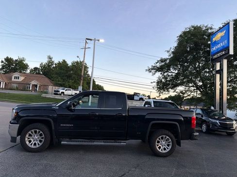 Used 2018 GMC Sierra 1500 SLE w/ SLE Value Package AWD/4WD image 6