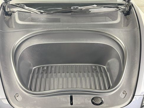 Used 2025 Tesla Model 3 Long Range RWD image 35
