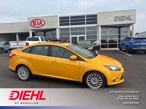 Used 2012 Ford Focus Titanium w/ SEL/Titanium Winter Pkg FWD image 1