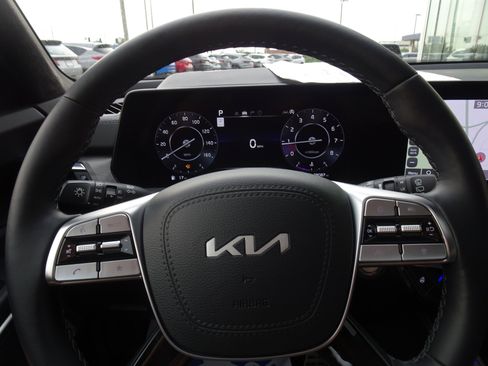 Used 2025 Kia Telluride SX Prestige X-Line AWD/4WD image 22