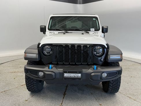 Used 2023 Jeep Wrangler Unlimited w/ Sun & Screen Package AWD/4WD image 2
