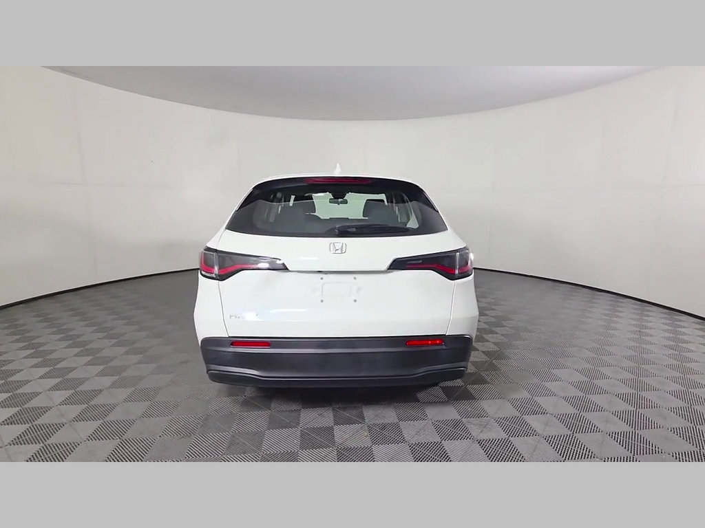 Used 2023 Honda HR-V LX image 8