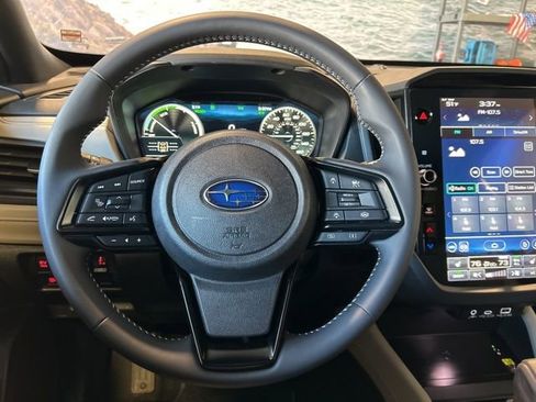 Used 2025 Subaru Forester Premium image 75