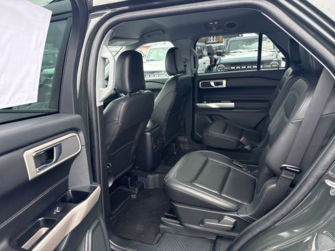 Used 2023 Ford Explorer XLT w/ Equipment Group 202A image 14