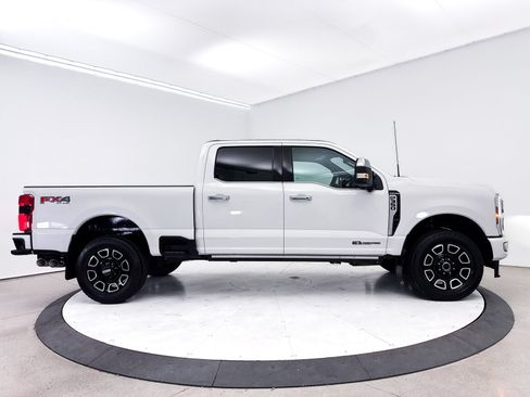 Used 2024 Ford F350 Platinum AWD/4WD image 40